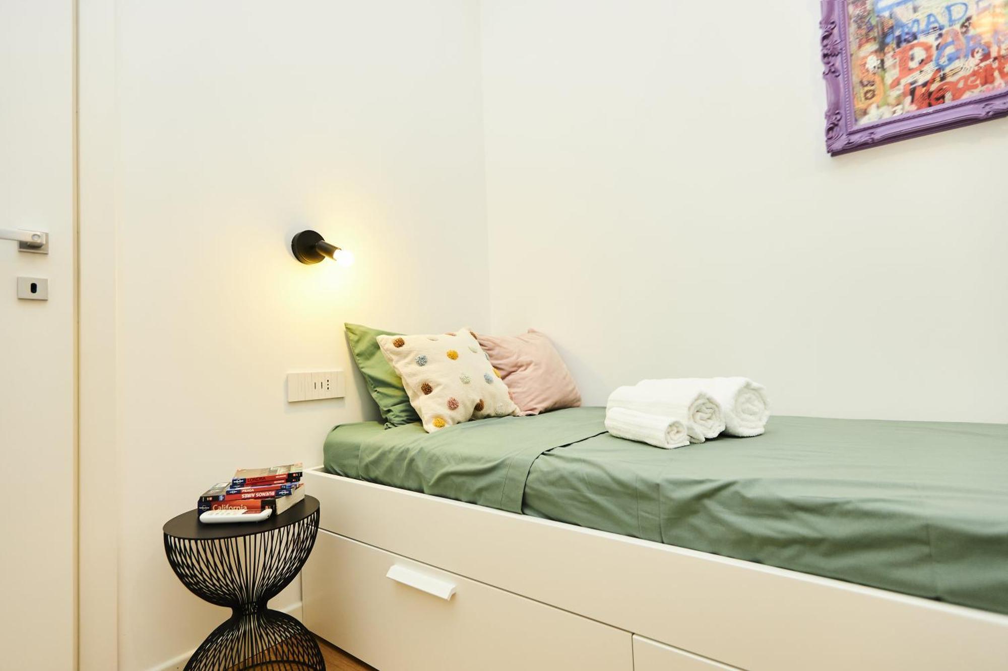 Milano Urban Flats - City Center Apartments Экстерьер фото